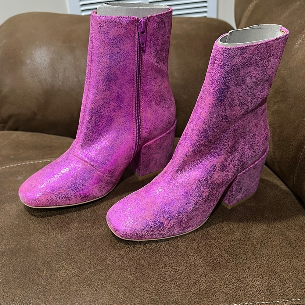 Free People Metalliv Nicola Heel Boot. Size 5.5. Color Magenta. New with box